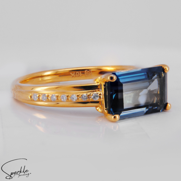 Luxurious Indicolite Stone Ring