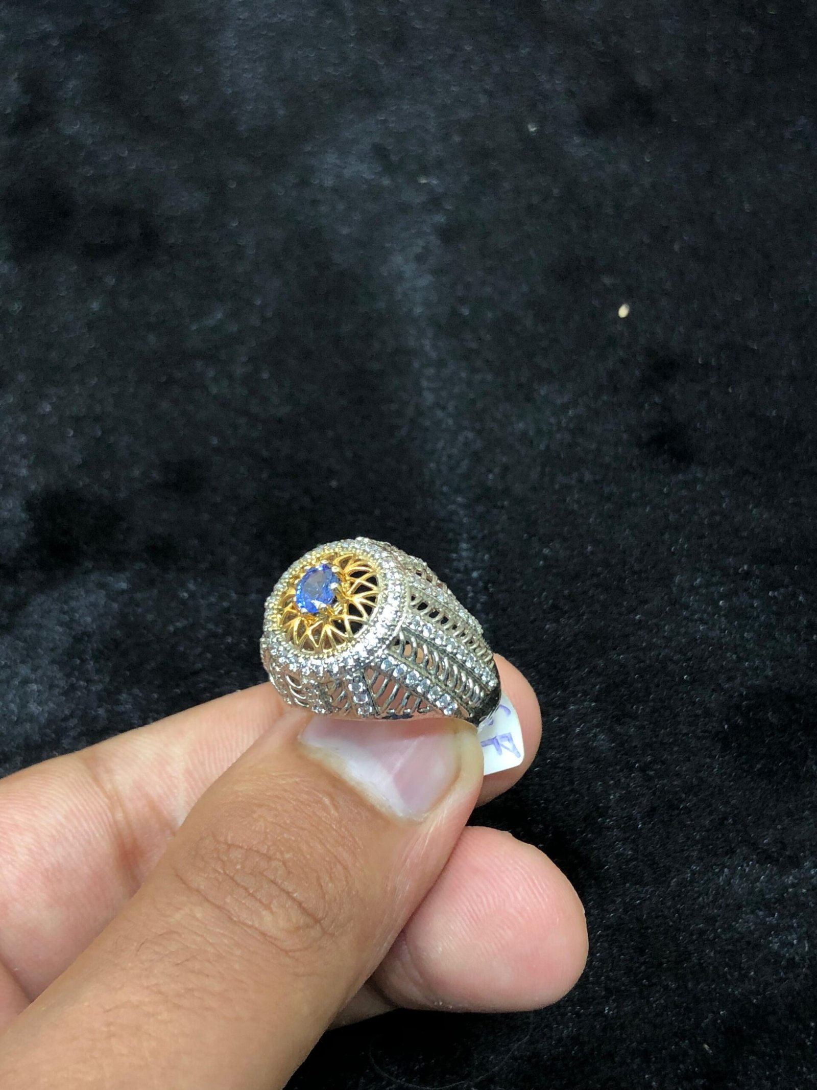 NATURAL BLUE SAPPHIRE - Image 3