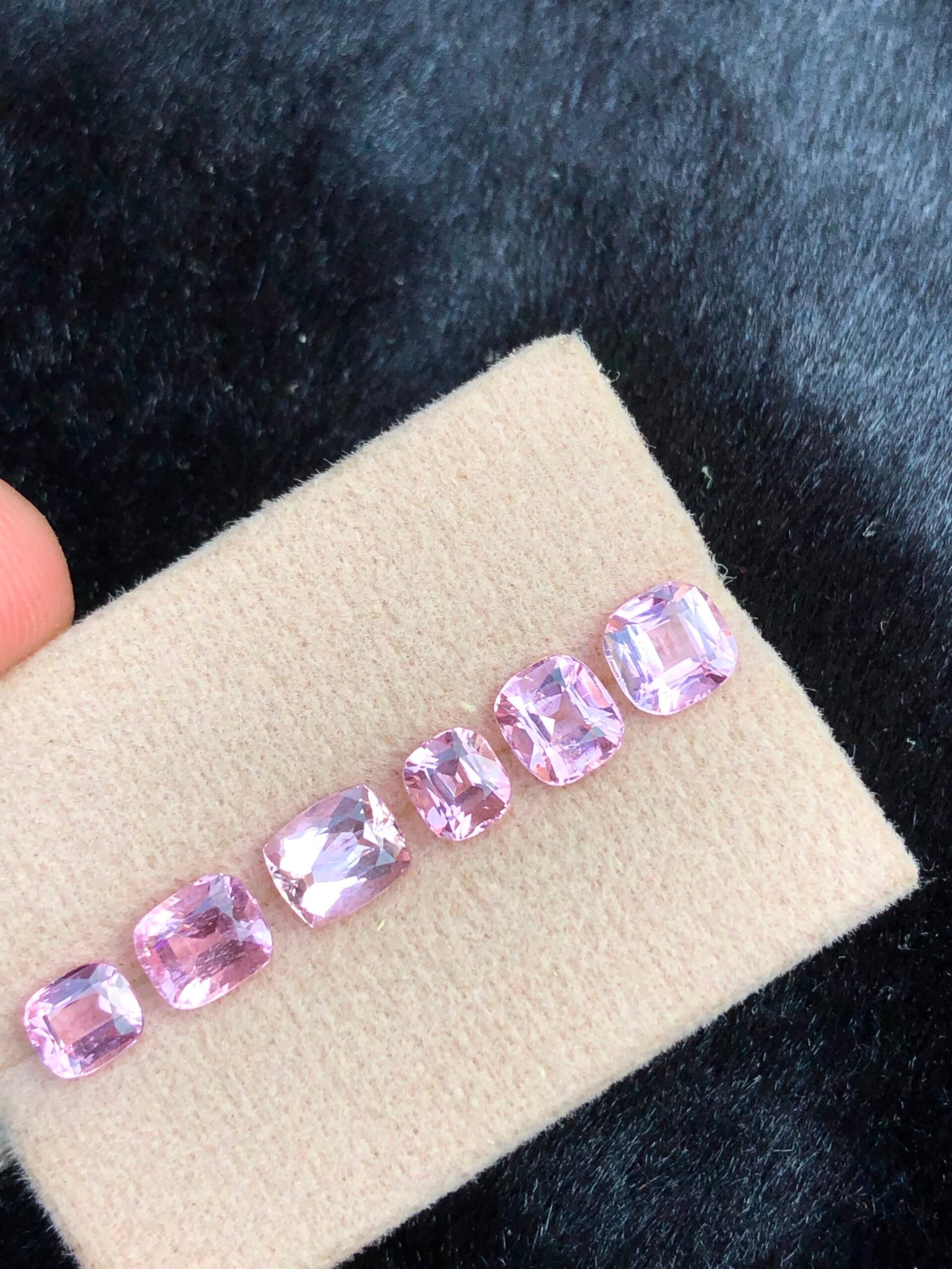 NATURAL PINK TOPAZ - Image 3