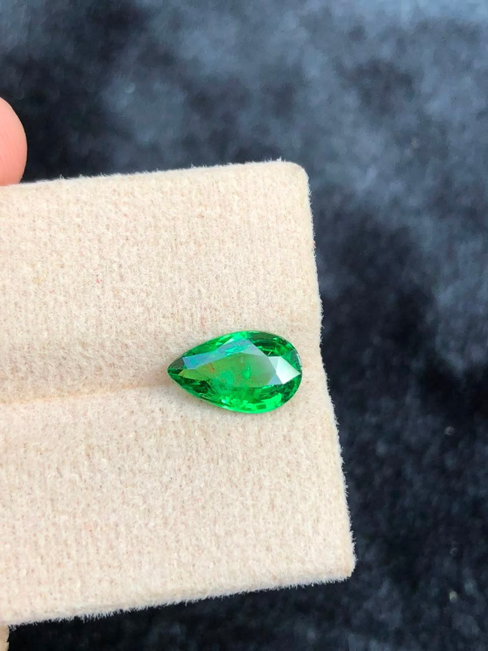 NATURAL TSAVORITE GARNET
