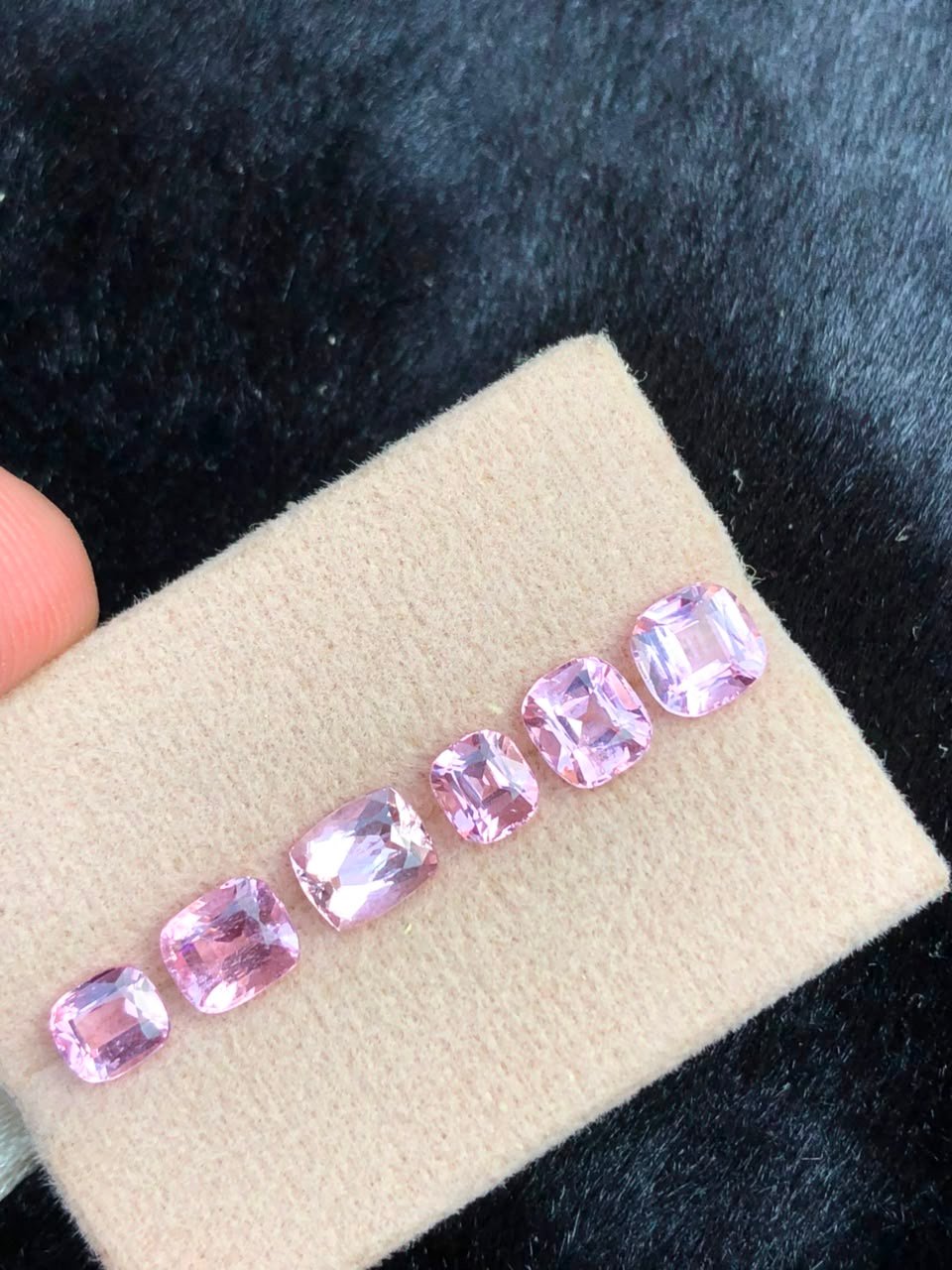 NATURAL PINK TOPAZ - Image 2