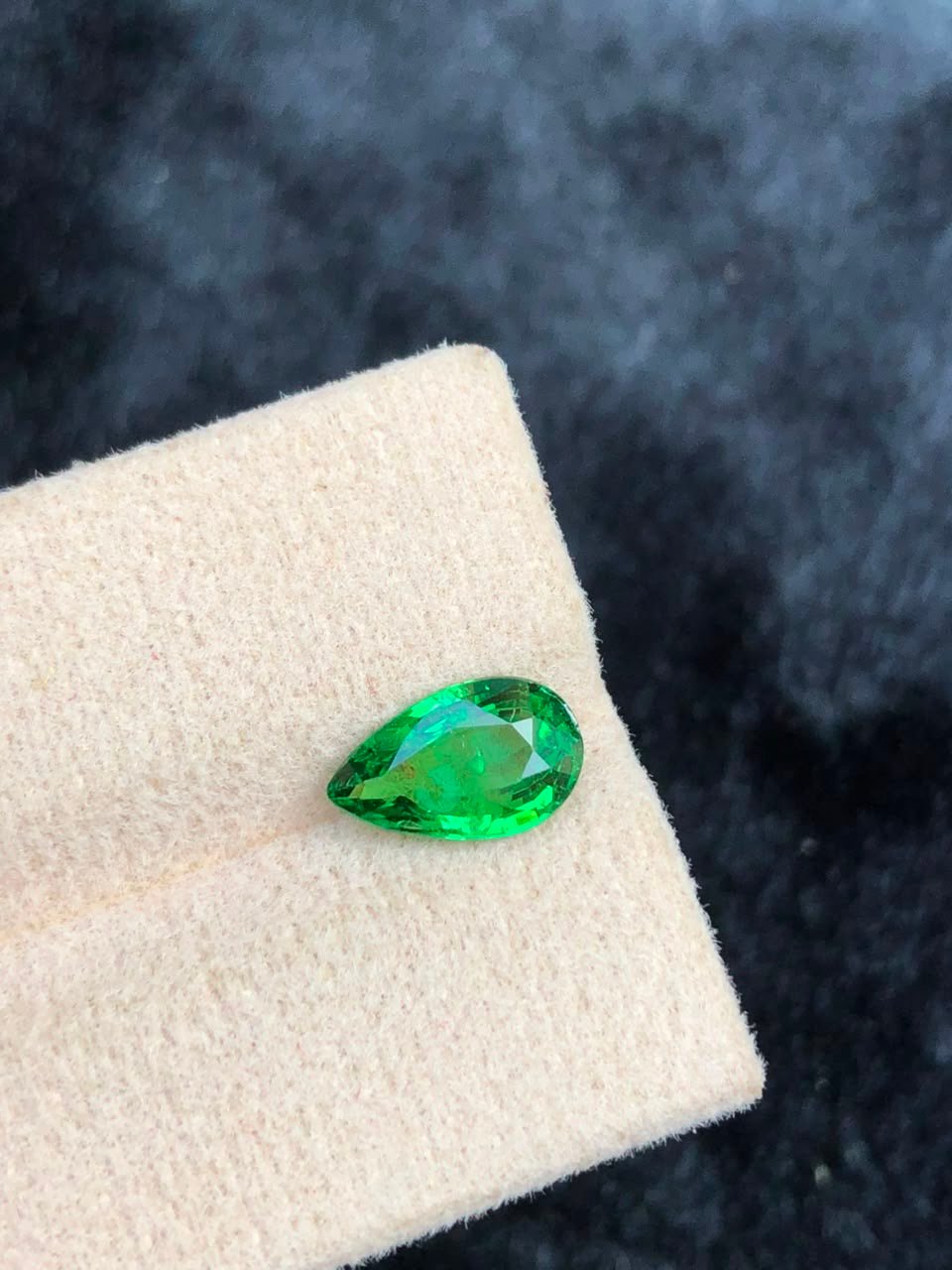 NATURAL TSAVORITE GARNET - Image 4